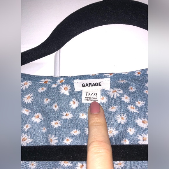 BNWOT Garage Blue Floral Long Sleeve Blouse - XS - Picture 5 of 10